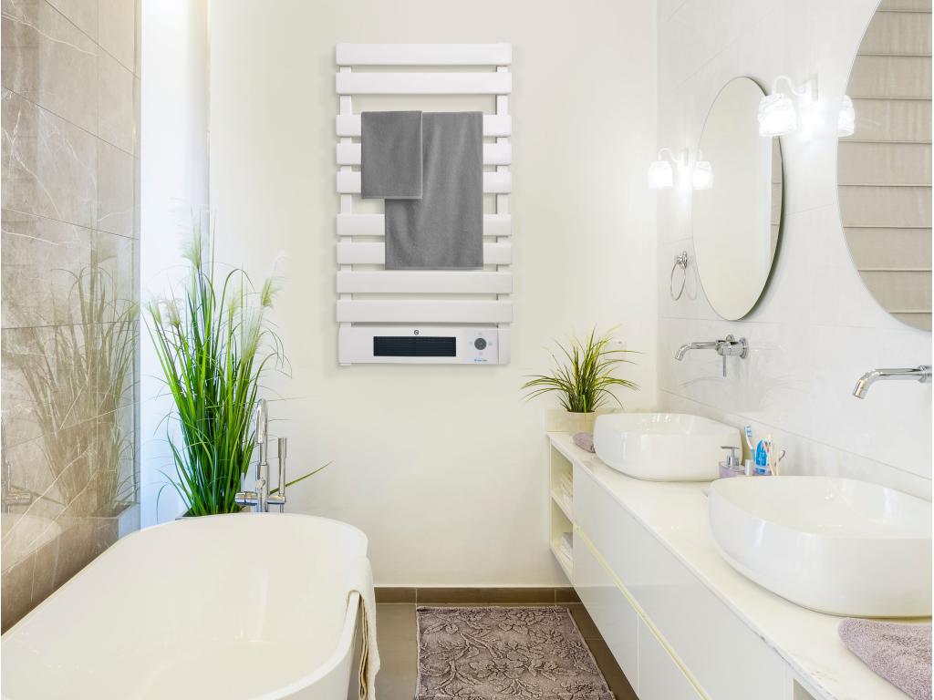 White aluminum electric towel warmer with LED display, 1500W, DGMQ00777